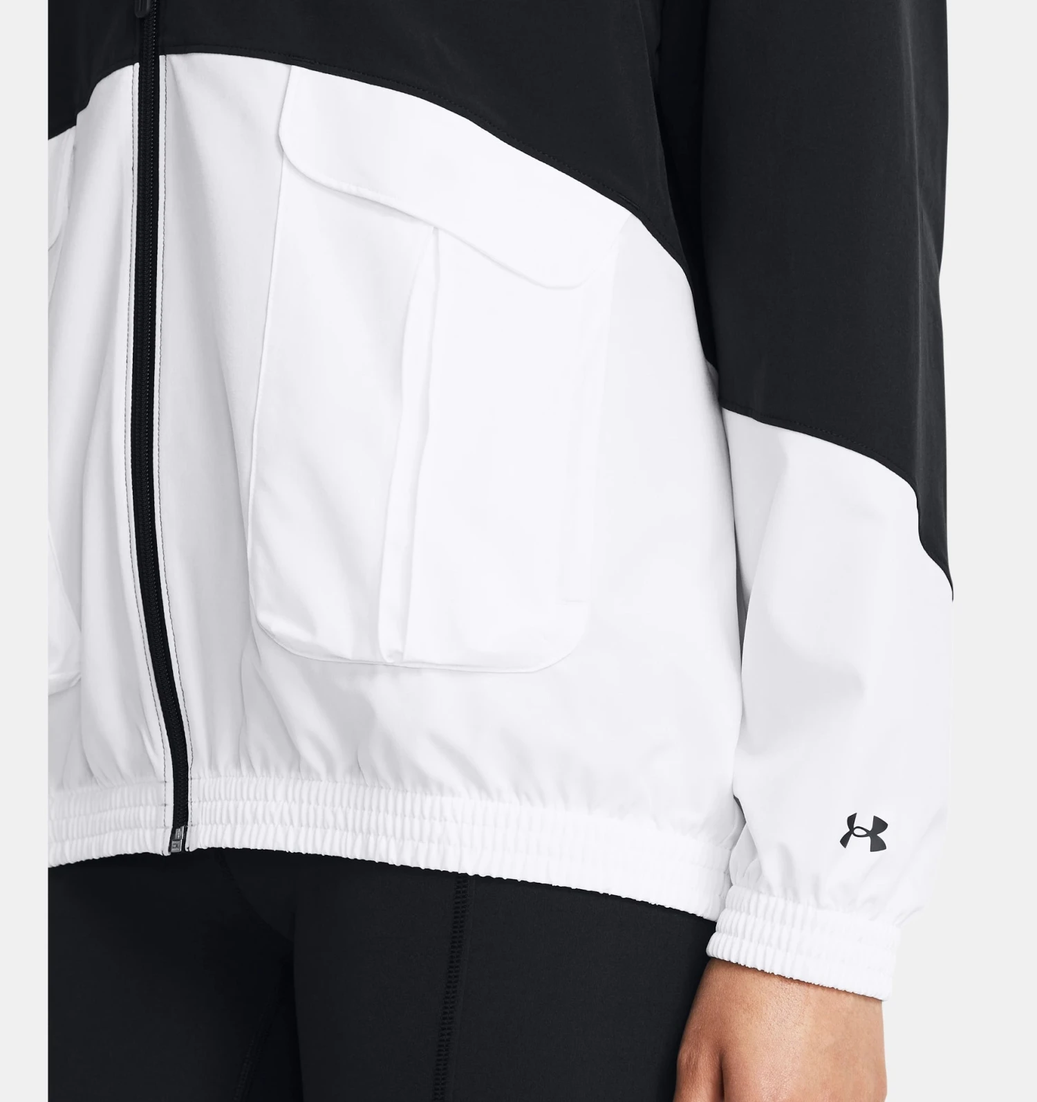 Under Armour Women's ArmourSport Cargo Oversized Jacket 4 Under Armour Women's ArmourSport Cargo Oversized Jacket - Image 3