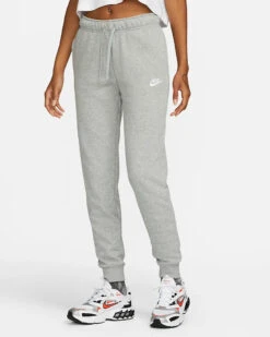 Nike Women's Sportswear Club Fleece Mid-Rise Joggers