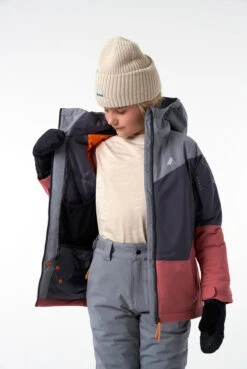 Girls' Shefford Insulated Jacket 9 Girls' Shefford Insulated Jacket -Columbia Store N41003 B157 A 5 736x1101 crop center cfbeccf9 22b4 4082 9274 ff9911608729