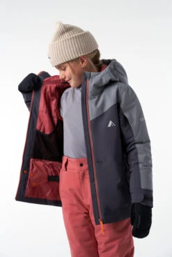 Girls' Bromont Insulated Jacket -Columbia Store N41004 B157 A 7 736x1101 crop center 8a712ea7 6dd9 48de a151 5154f5d8f570