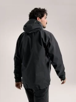 Arc'teryx Men's Beta Jacket -Columbia Store S25 X000007726 Beta Jacket Black Back View