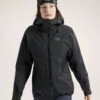Arc'teryx Women's Beta SL Jacket -Columbia Store S25 X000009674 Beta SL Jacket Black Women s Front View