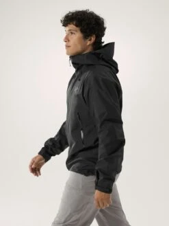 Arc'teryx Men's Beta SL Jacket -Columbia Store S25 X000009685 Beta SL Jacket Black Side View