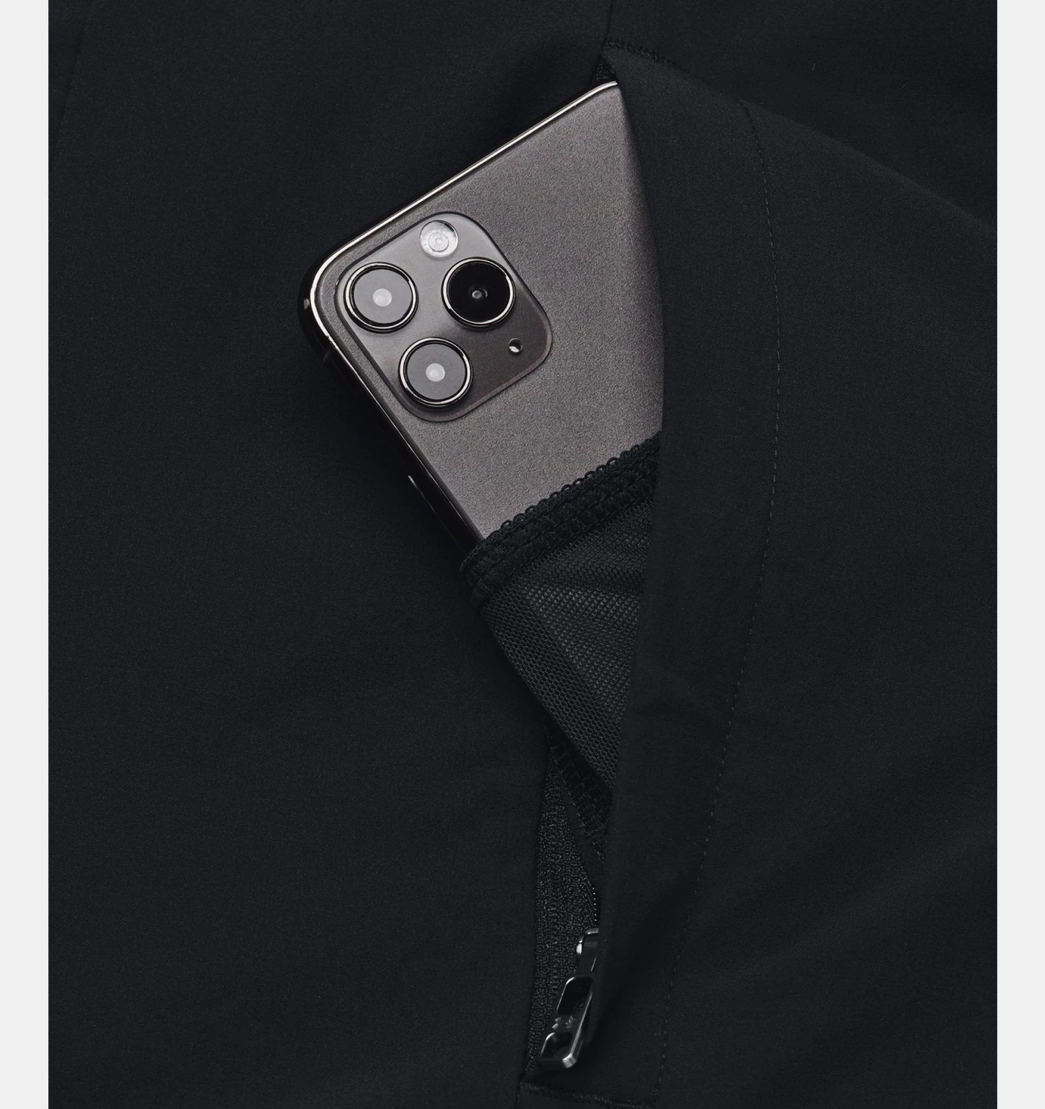 Under Armour Men's Outrun The Storm Jacket 6 Under Armour Men's Outrun The Storm Jacket - Image 4