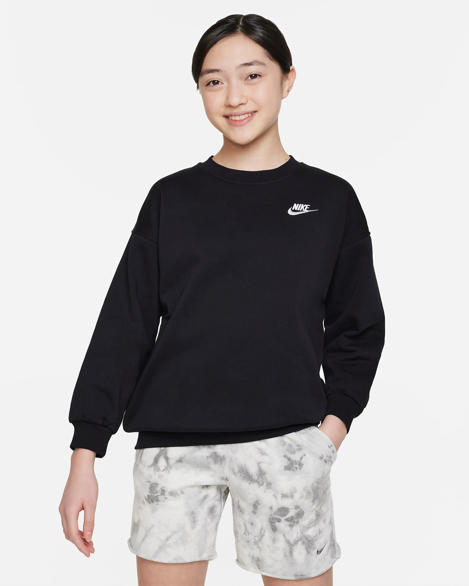 Nike Sportswear Club Fleece Girls Oversized Sweater 3 Nike Sportswear Club Fleece Girls Oversized Sweater