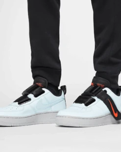 Nike Big Kids' Sportswear Club Fleece Pants -Columbia Store sportswear club fleece older trousers 5BkF6n bc70773a 0043 4ff5 807d d3606e582903